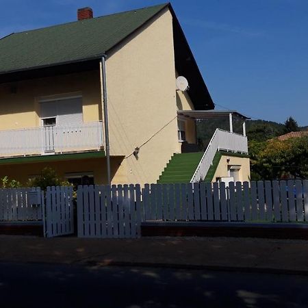 Ildi Apartman Gyenesdiás Buitenkant foto