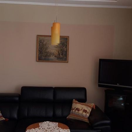 Ildi Apartman Gyenesdiás Buitenkant foto