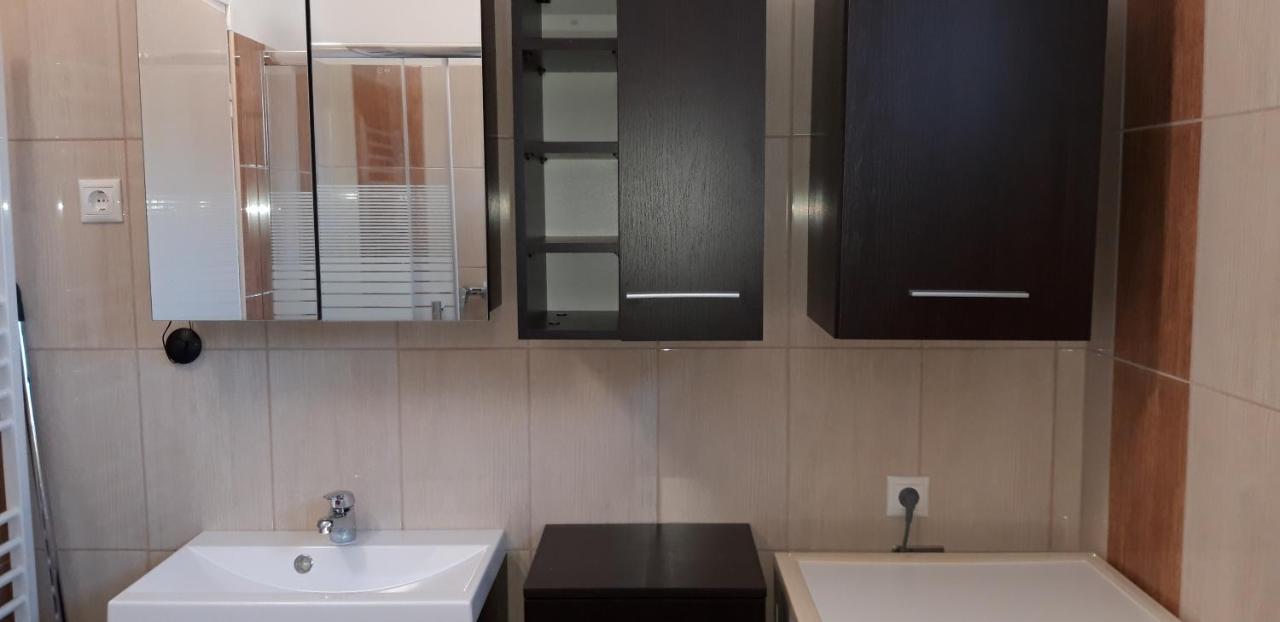 Ildi Apartman Gyenesdiás Buitenkant foto